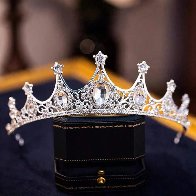 

1pc Luxurious Silver Crystal Hair Accessory for Women's Girls Princess Elegant Crown Birthday Party Bride's Wedding Tiara Crown