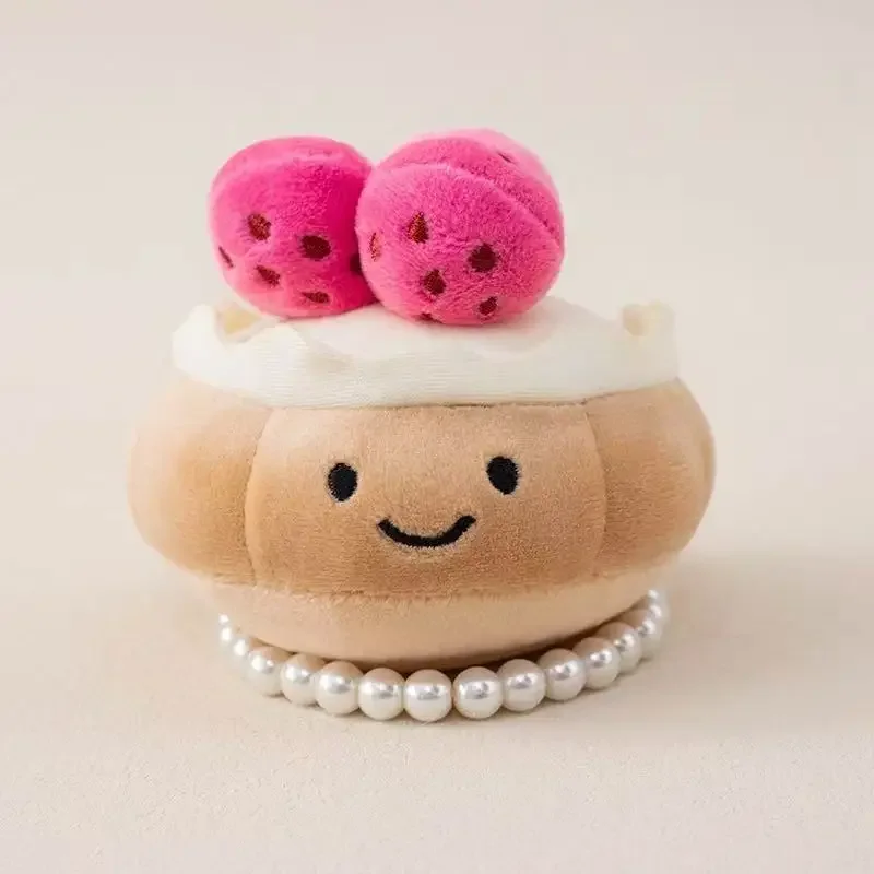 Colgante de fresa con pastel de simulación de 8cm, relleno de juguetes de peluche, figuritas, almohadas bonitas de anime de dibujos animados, regalos para niños, muñeca divertida