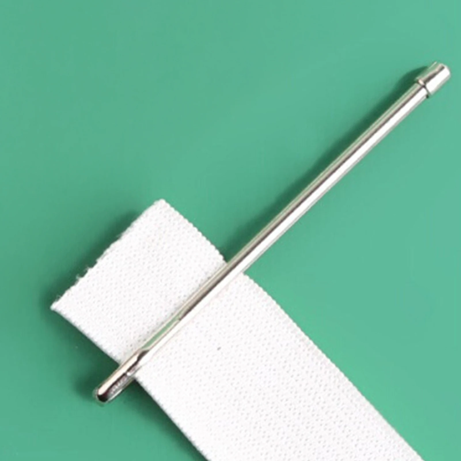 Elastic Band Threader for Waistband Sewing with Ergonomic Handle, Durable Metal Guide, Compact Design for Easy DIY Repairs