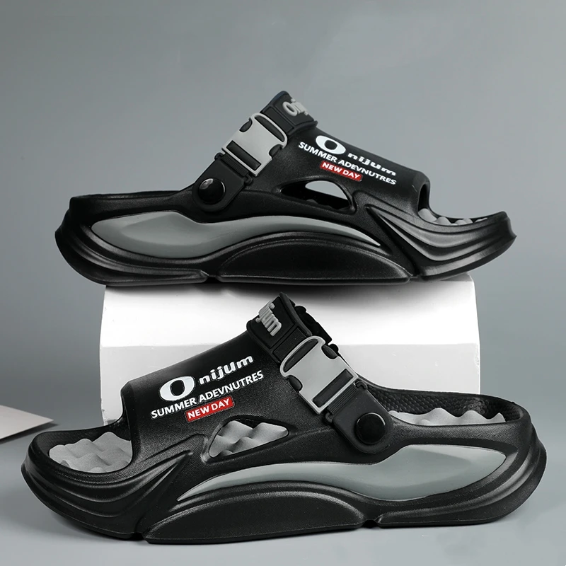 Summer Men's Massage Slippers Outdoor Sandals Beach Comfortable Indoor Slides Water Clogs Casual Shoes Men Women Home Slippers