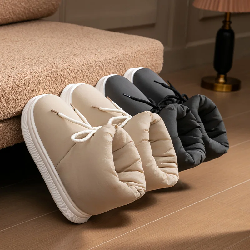 شباشب قطنية راقية للنساء، طراز شتوي جديد، كعب حقيبة، أحذية ثلج مقاومة للانزلاق مع عزل قطيفة وأسفل
