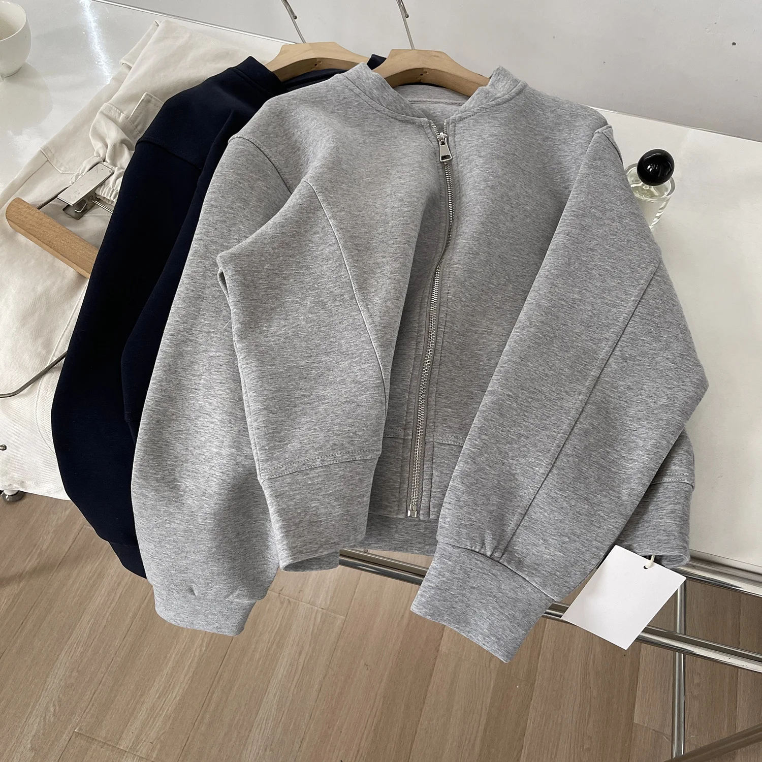 

Women Stand Lapel Baseball Jacket Color Solid Long Sleeved Simple All-Matched Hoodies Loose-Fitting Casual Zipper Cardigans