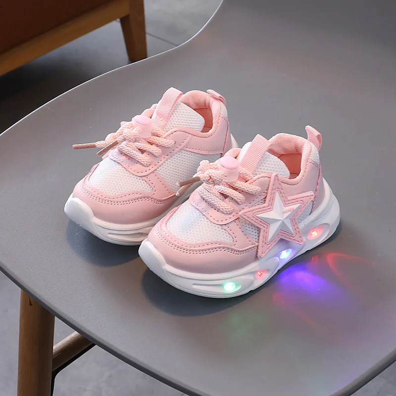 2024 New LED Children Sneakers for Girls Mesh Breathable Kids Running Shoes Boy Luminous Sole Casual Shoes Non-slip Walking Shoe