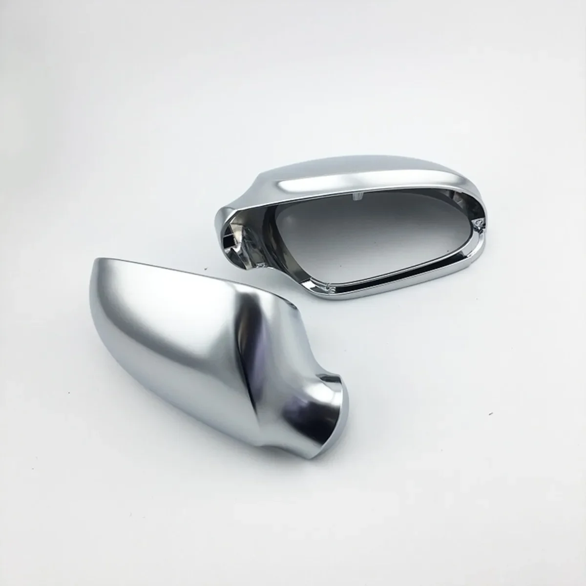 Suitable for Volkswagen Golf 5 Old Sagitar Old Lavida 6 Travel Edition Silver Ear Matte Silver Plated Rear View Mirror Shell