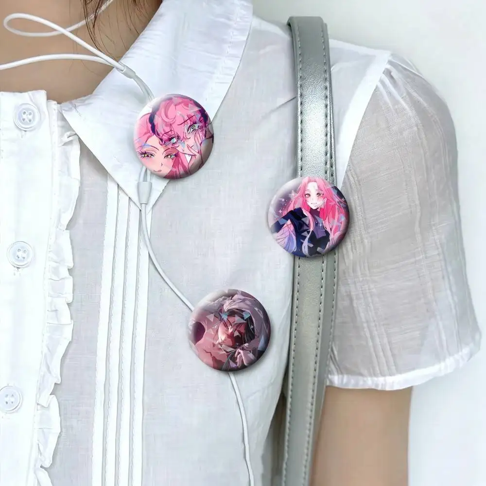 Alien Stage Sua Mizi 25mm 32mm 44mm 58mm 75mm Brooches Badges Pins for Accessories Gift