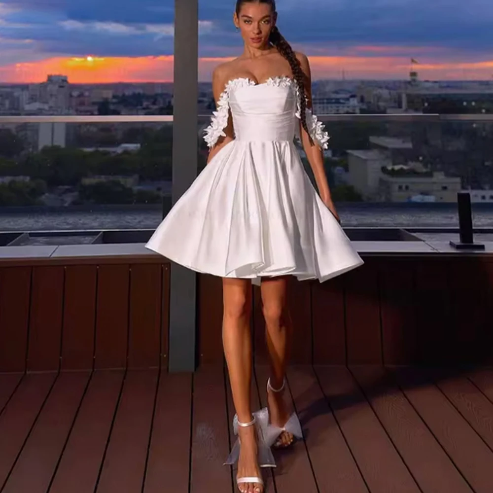 

White Prom Dress Off-The-Shoulder Sleeveless Backless Appliques 2025 New Homecoming Party Dress Short Evening Dresses Customized