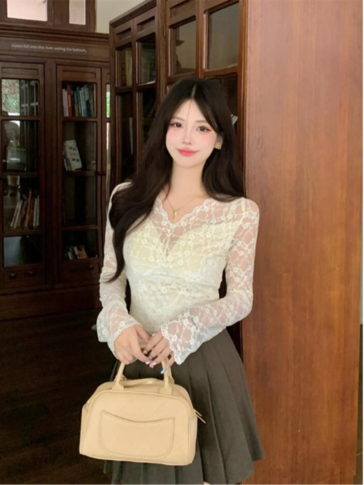 

Футболка Ele Lace Long Sve V-Ne Base irt Inner Wear, осень-зима, новинка Sle Pure Desire Spicy Girl, красивый дизайн...