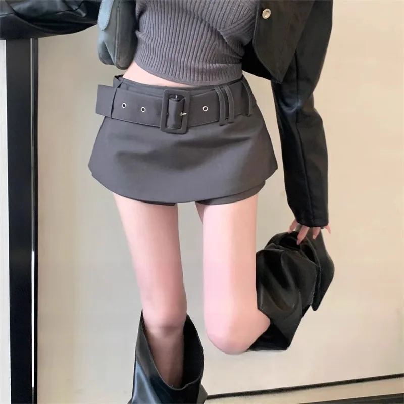 Spicy girl retro hip hugging short skirt, women's high waist slimming new autumn  spring design, suit skirt, half body skirt