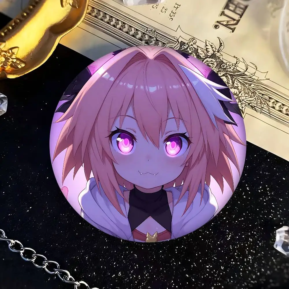 أنيمي مصير أبوكريفا Astolfo أنيمي زر دبوس اليدوية بروش للملابس الكرتون شارة ظهره الديكور مجوهرات اكسسوارات