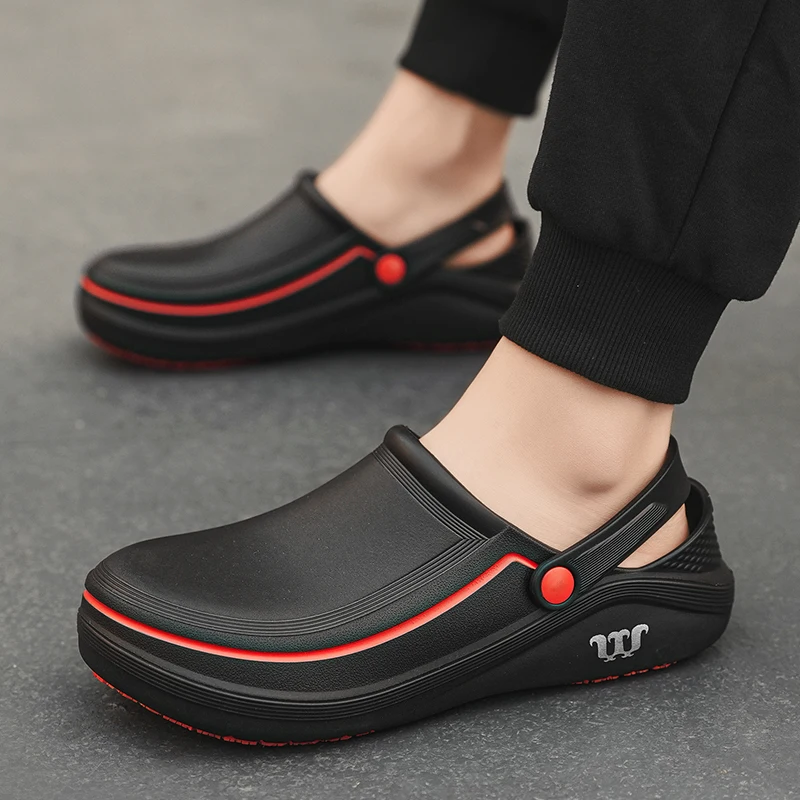 Hot Sale Man Sandals Oil-proof Chef Sandal Casual Men\'s Non-slip Slip-on Waterproof Shoes for High Quality Men Outdoor Work Shoe