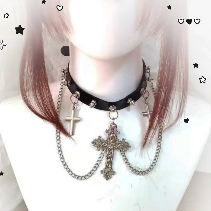 Punk Style Large Cross Spike Rivet Necklace Y2K Irregular Metal Chain Cross Pendants Women Men Japanese Couple Necklace Jewelry