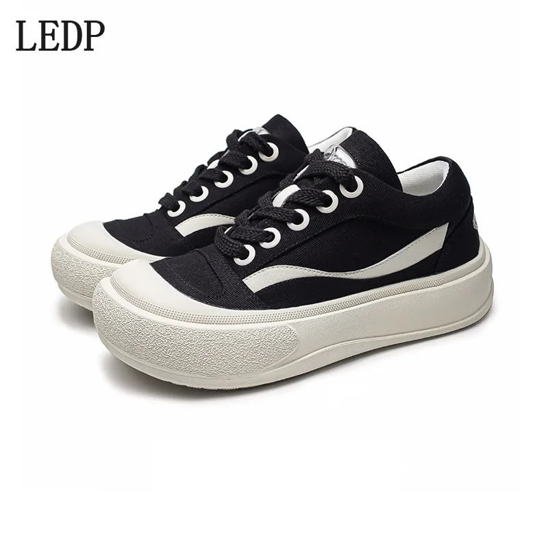 

LEDP Large-top Thick-soled Versatile Canvas Sneakers for Men and Women - 2025 Autumn New Trendy Casual Large-top Platform Shoes