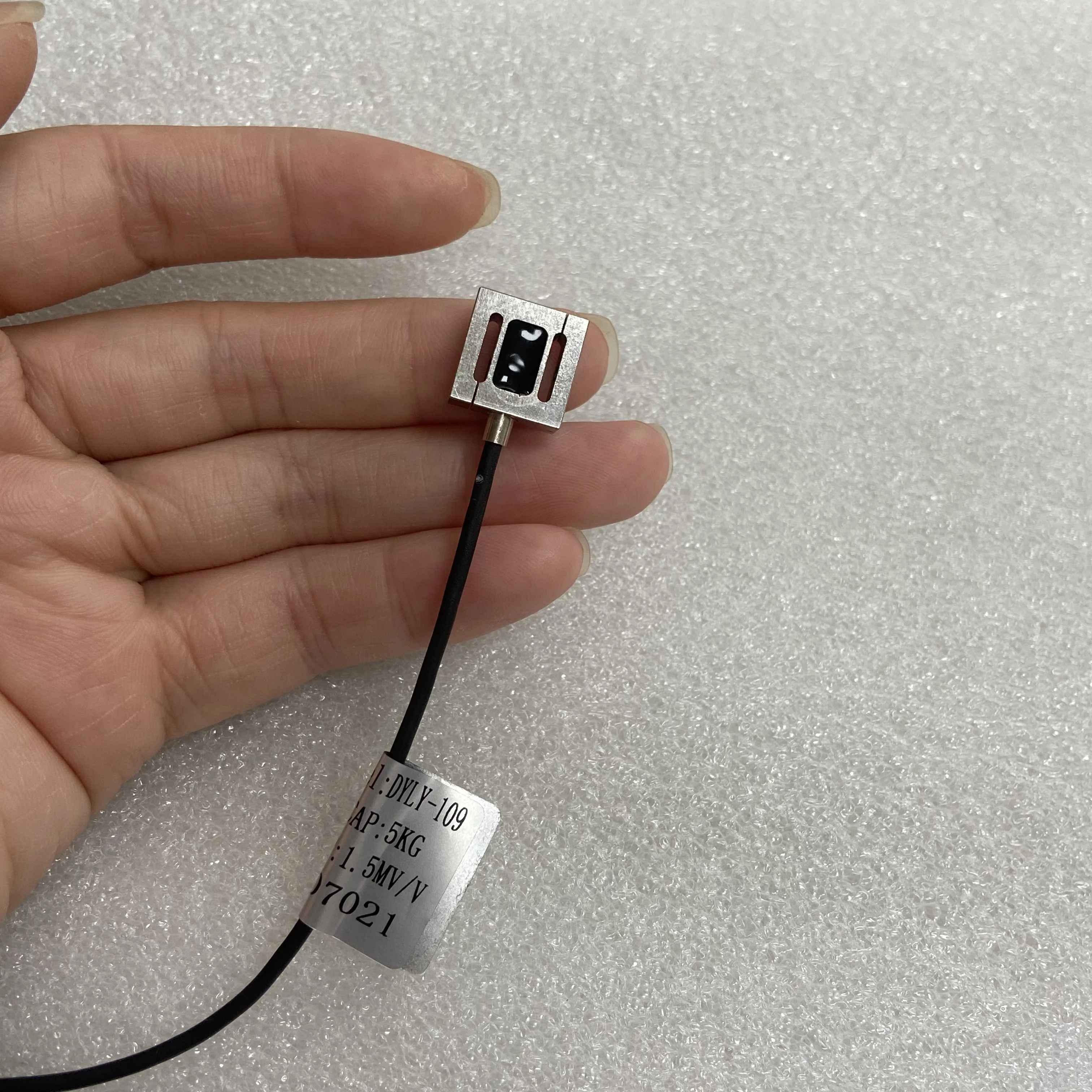 Accurate Reading Stainless Steel S-Beam Force Transducer 1kg 3kg 5kg 10kg 10kHz For Automotive Press-Fitting Application