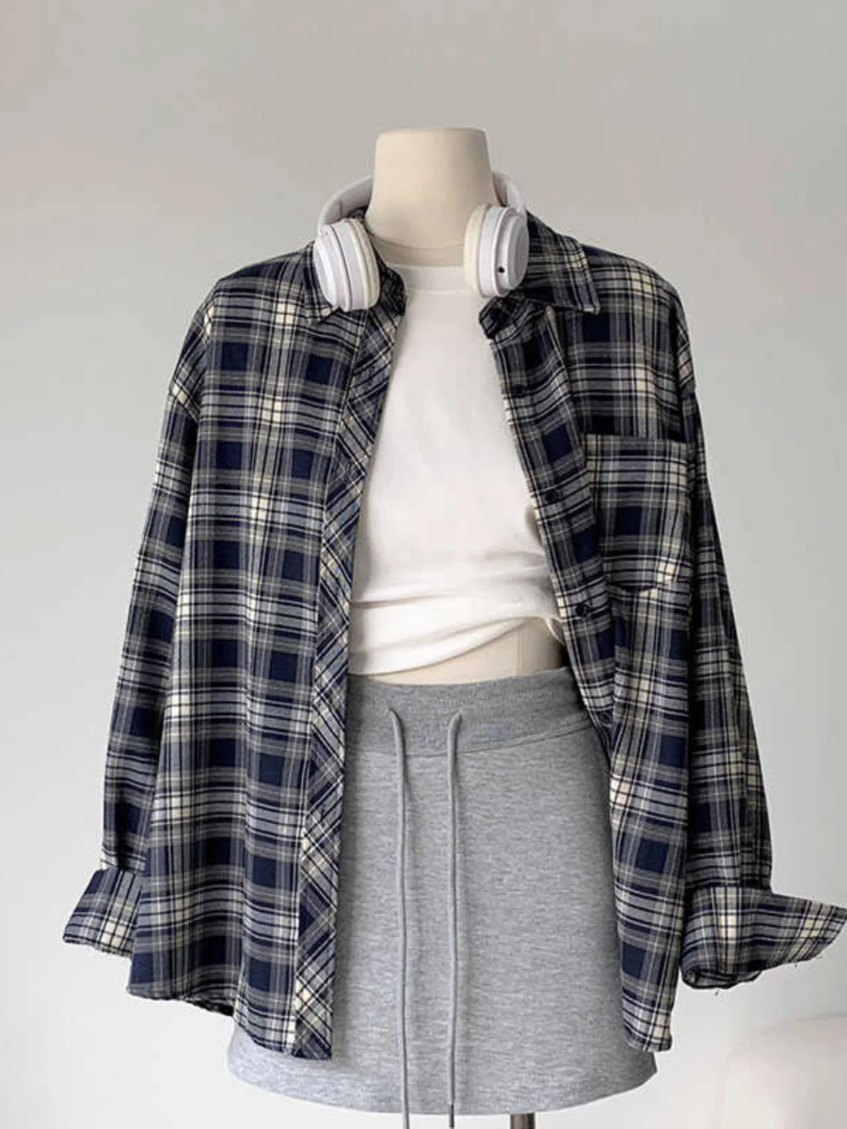 

American Retro Plaid Long Sleeve Shirt Loose Fit Versatile Lazy Style Couple's Outerwear Top Collar Button Closure