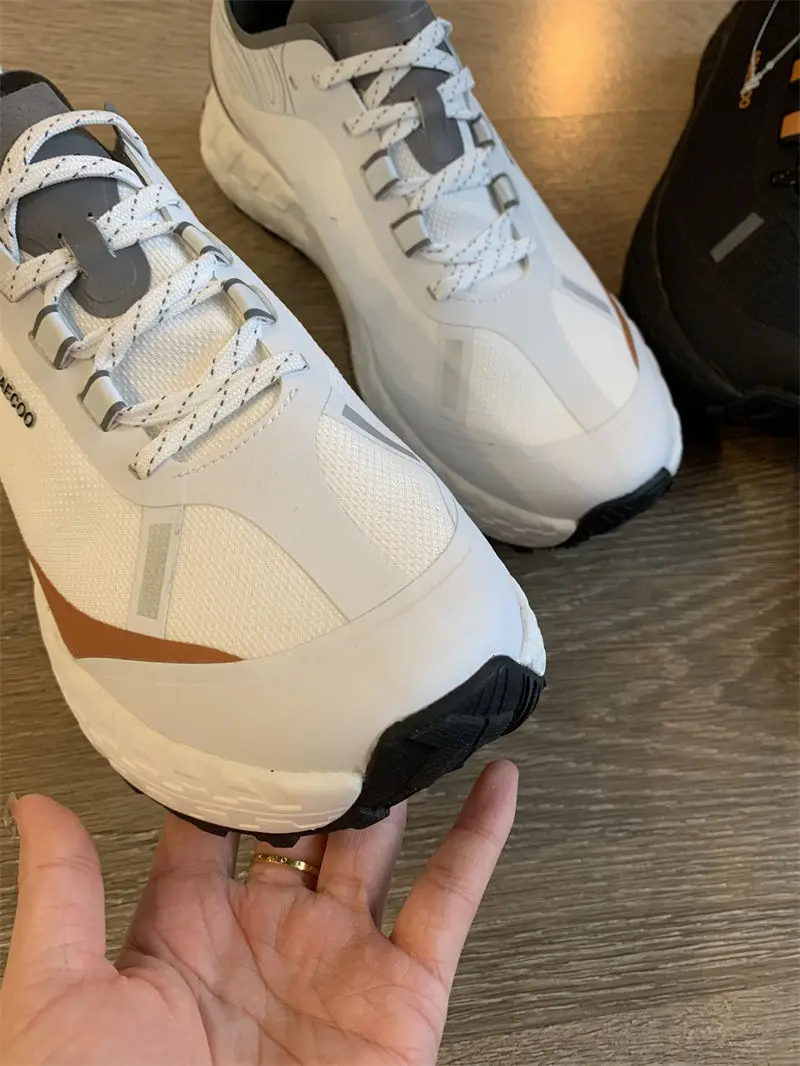 

Classic Brand Couple Walking Jogging Shoes Top Quality Outdoor Walking Shoes 36-45 Comfortable Breathing Athletic Casual Shoes