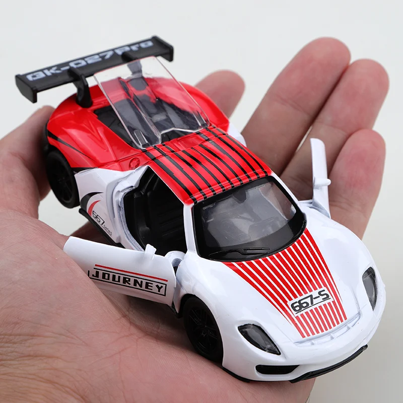 รถแข่งรางแบบดึงกลับ รุ่น 1.36 อัลลอย 918 บรรจุในถุง ของเล่นเด็ก ของขวัญวันเกิด สีสันทันสมัยเมื่อชนกัน ของเล่นอัลลอย