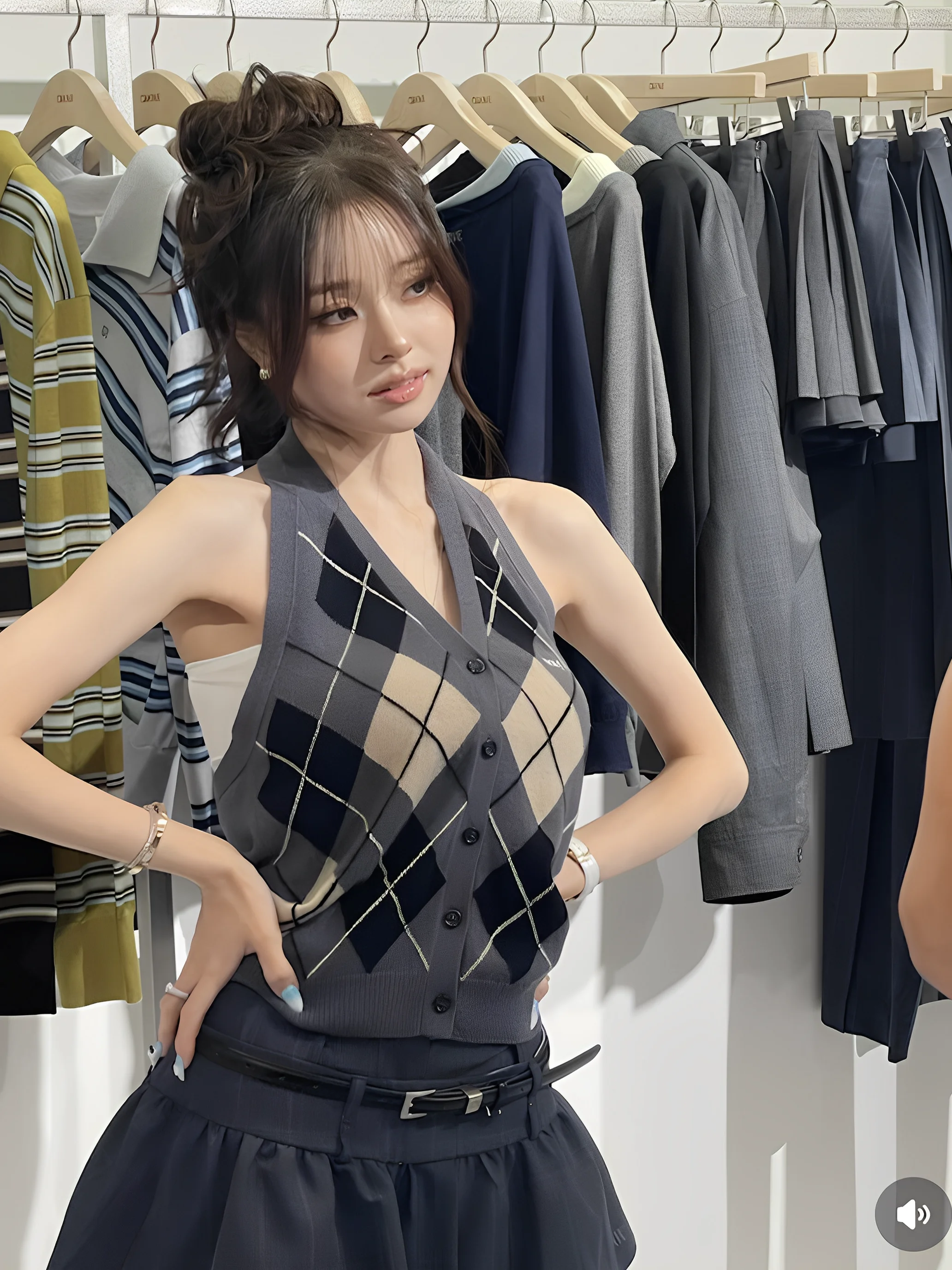 

High Quali Letter Embroidery V-Ne Diamond Pattern Color Blo Knitted Strap Vest Women's Faion Summer Cotton Top