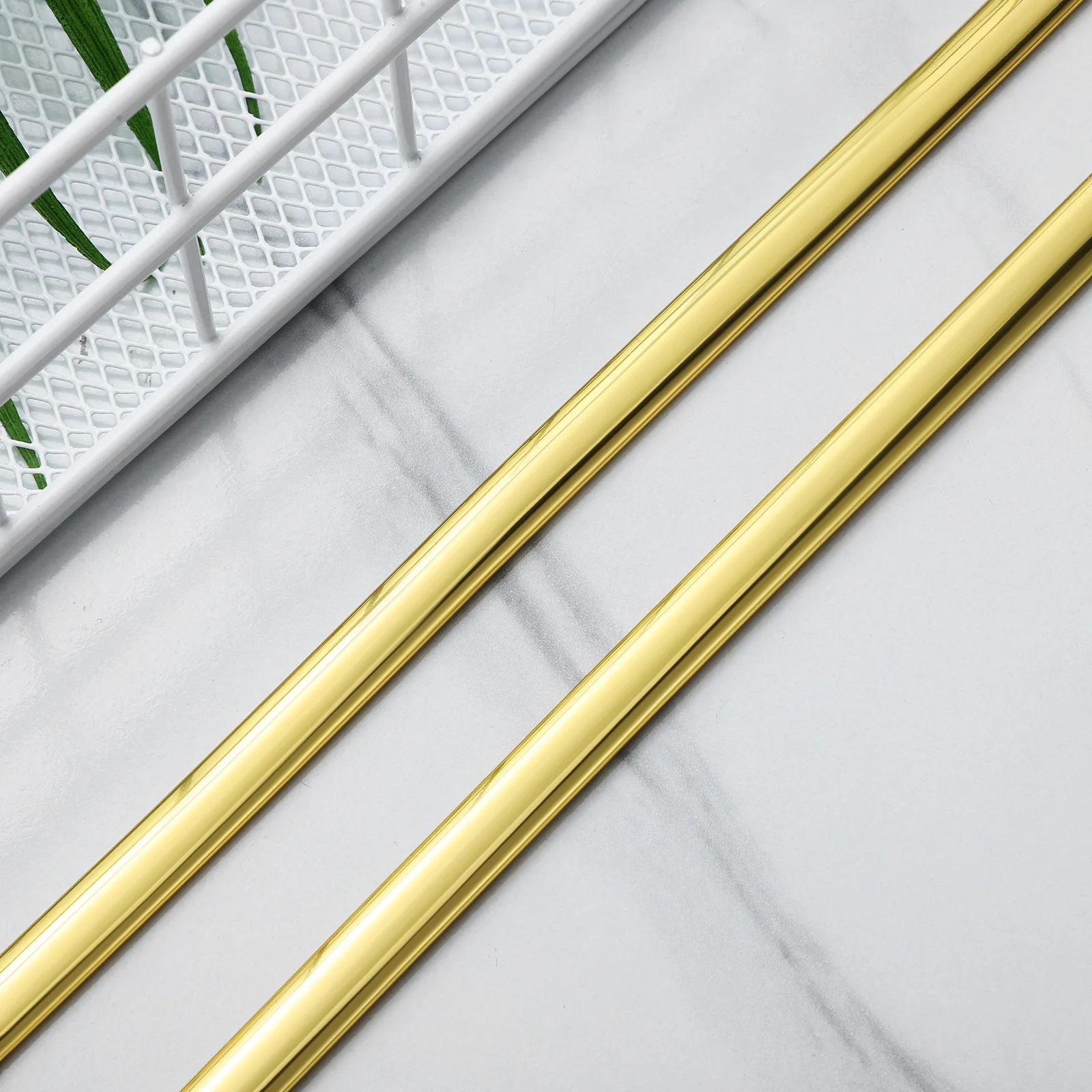 

2 Rolls PVC Wall Trim Molding Self Adhesive Flexible Strip for Bathroom Bedroom Ceiling Decoration Molding Trim