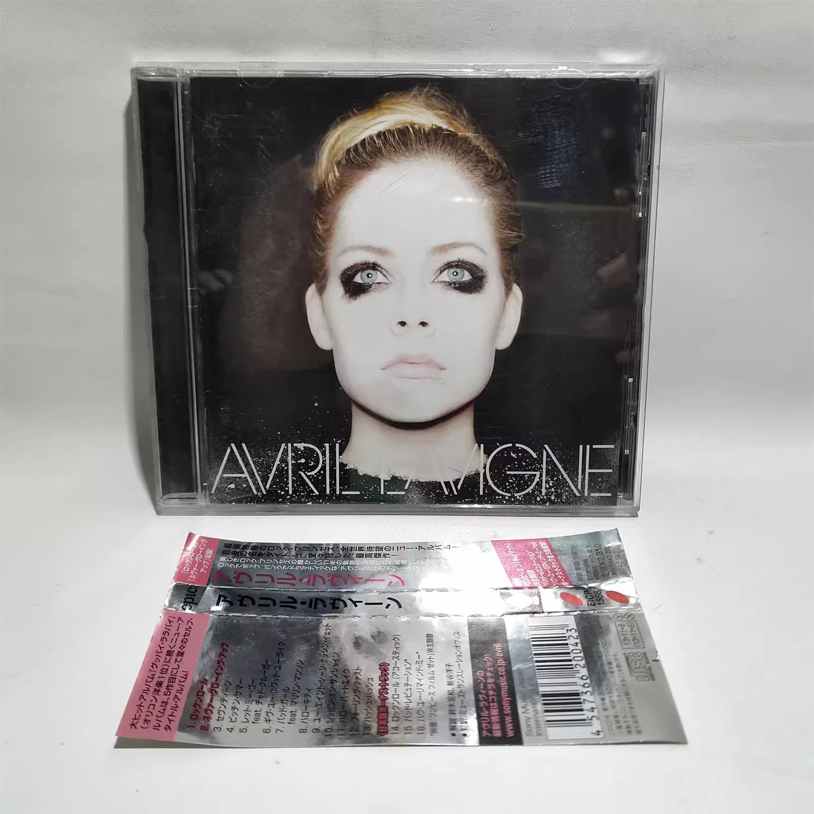 Vintage Avril Lavigne Music CD Greatest Hits Album Rock N Roll Music Record Cosplay Walkman Car Soundtracks Box Party Music Gift