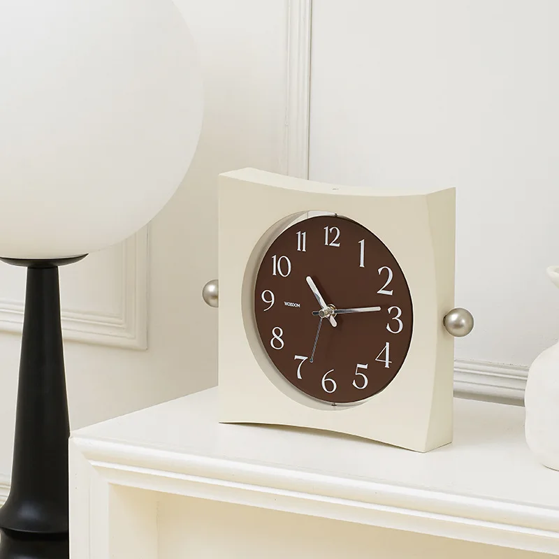 

Cream style simple desktop ornament living room bedroom pendulum desktop clock light luxury decoration