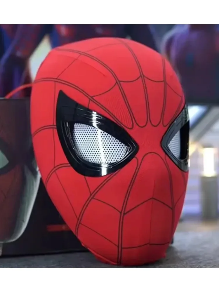 2026 Beliebtes atmungsaktives Spider-Man-Headset mit per Kinn bedienbarer Blinklicht-Maske, leuchtende Maske, Miles Halloween Cosplay Kopfbedeckung für Jungen, Spielzeug
