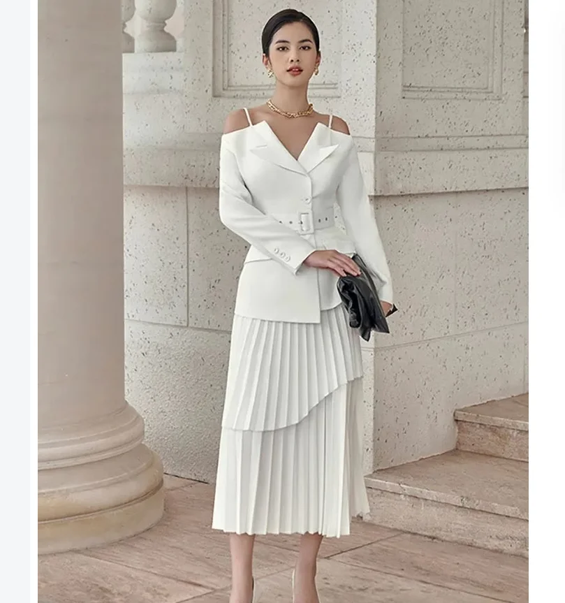 

Autumn fashion off shoulder V-neck camisole top, high waist pleated half skirt two-piece set