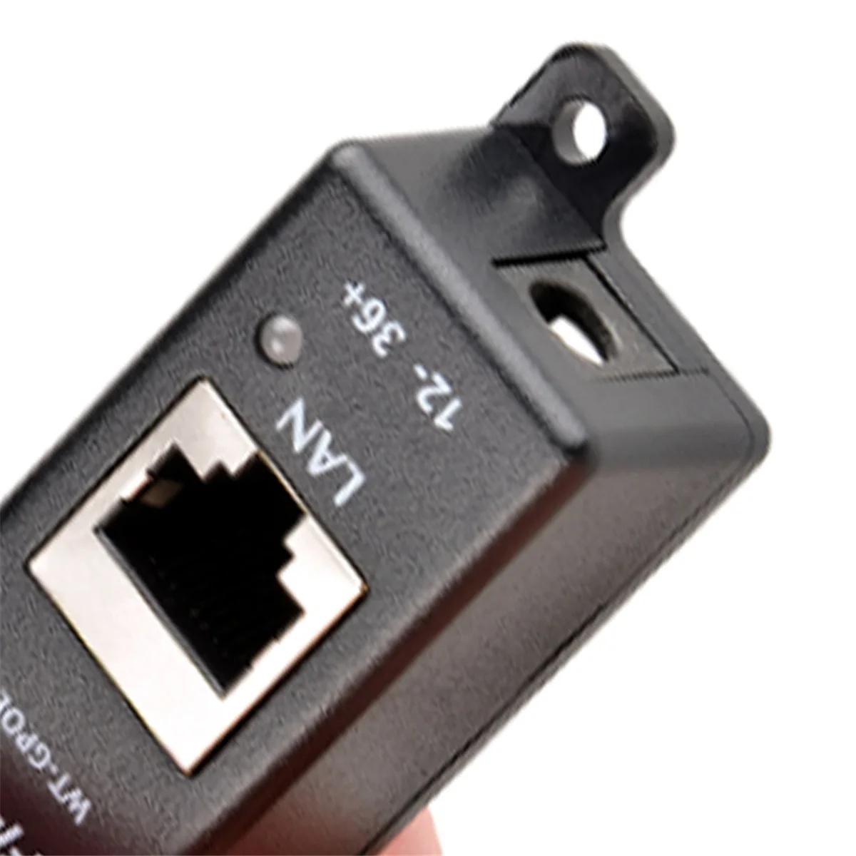 

ABBH-Passive Single Port Gigabit PoE Injector LED Indication Data and Power Mode a & B Shared All 4
