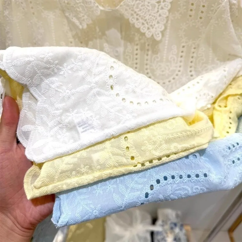 

Simple Hollow Out Embroidery T-Shirt Loose Fit Casual Lace Collar Top Short-sleeved Top Summer