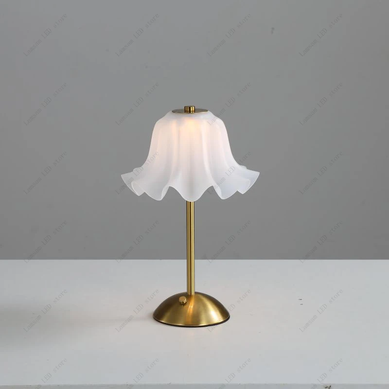 LED Wireless Flower Lamp Touch-sensing USB Rechargeable Portable Decorative Brass Desk Light Dimmable Tricolored Reading Light