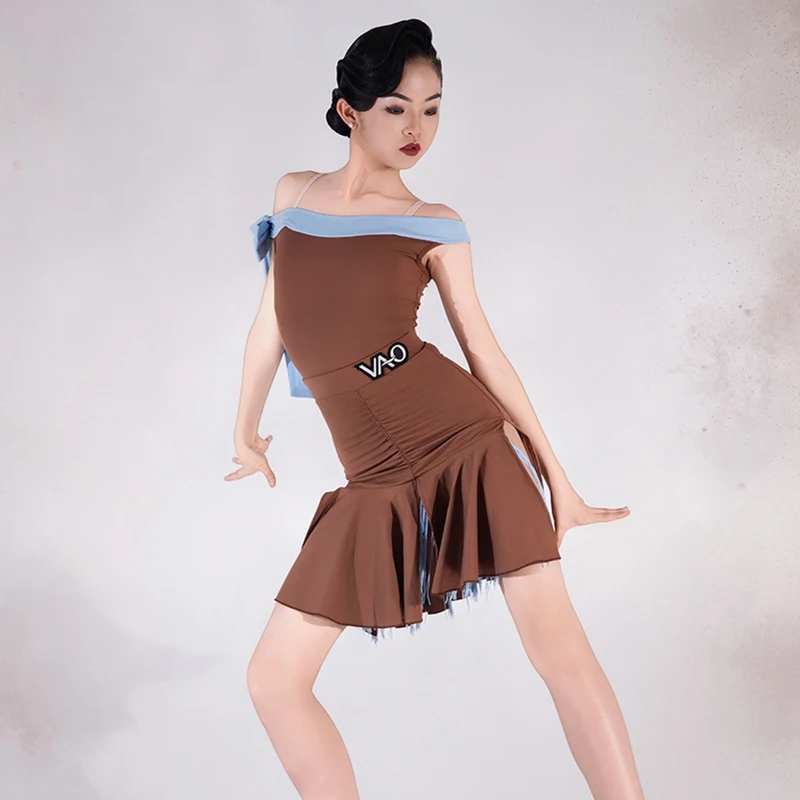 Costume de danse latine café pour filles, vêtements de Performance d'été pour enfants, Cha Cha Rumba, vêtements de scène, jupe à volants, ensemble XH2551, nouvelle collection 2025