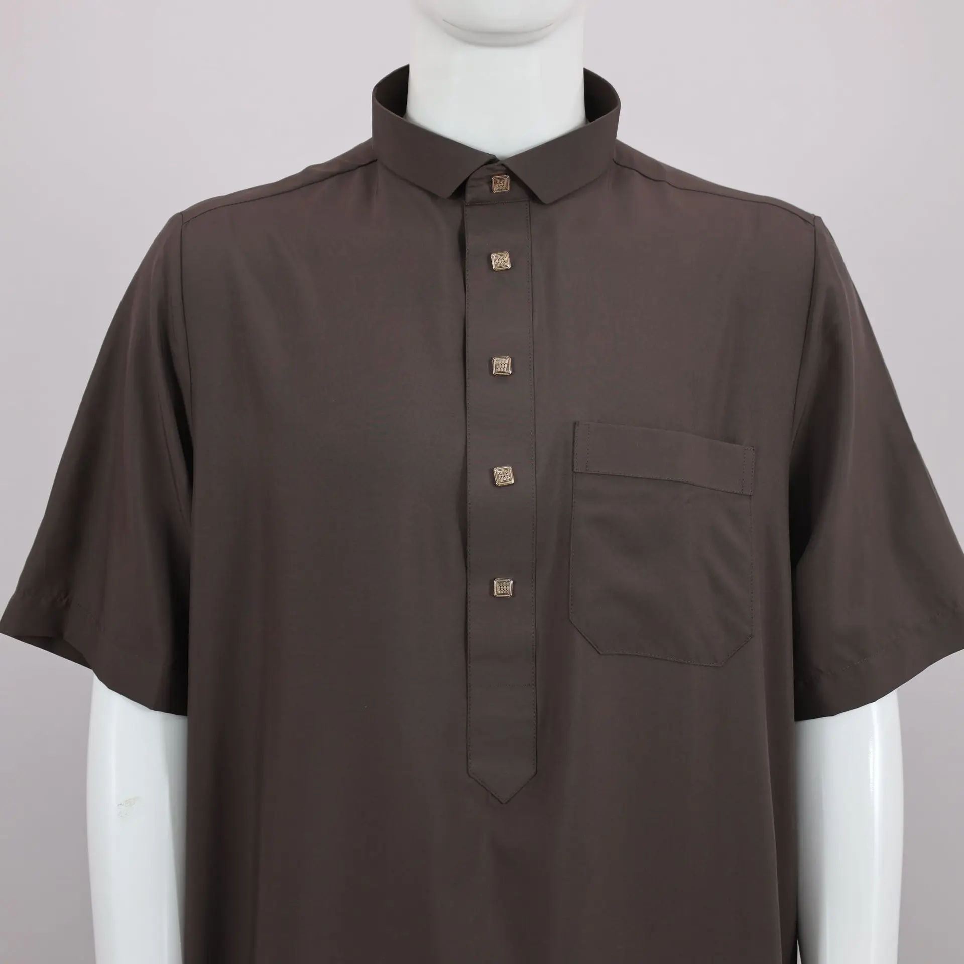 Uomini musulmani Manica corta Abito Colletto con bottoni Jubba Thobe Eid Islam Abbigliamento Turchia Caftano Dubai Abaya Abito Abito Daffah Dishdasha