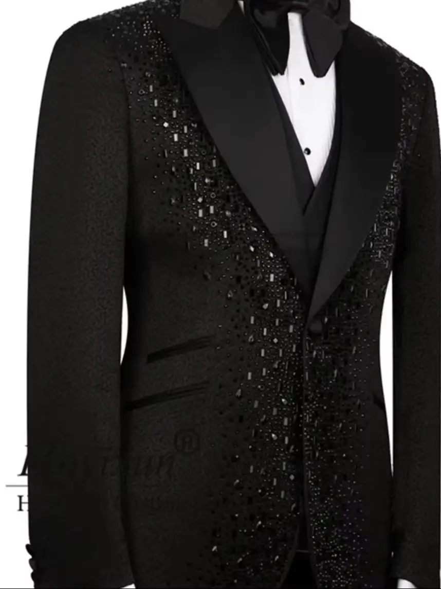 

Sparkly Beaded Crystals Men Suits Peaked Lapel Groom Tuxedos 3 Pieces Sets Party Customized Costume Homme Wedding Prom Blazers