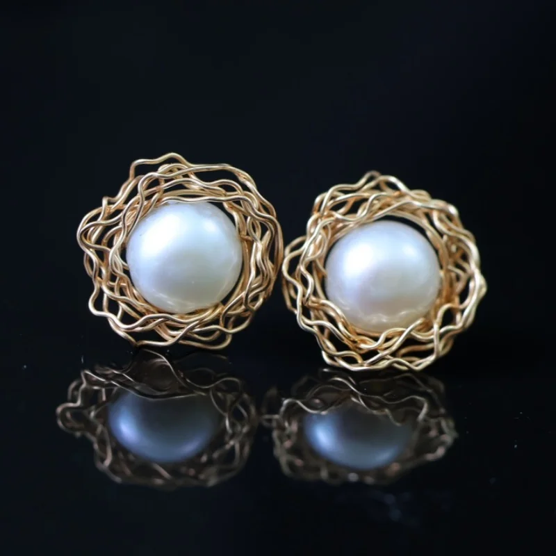 

SGARIT New Fashion Contracted Round Pearl Fine Earrings 14k Filled Gold Sweet Elegant Temperament Women Stud Earrings