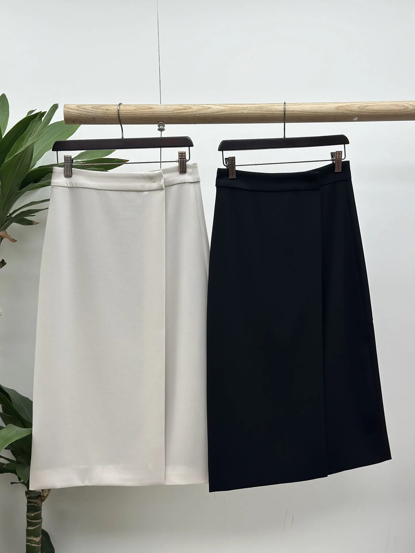 

2024 Women's Clothing High quality simple solid color skirt Spring Summer New No.28