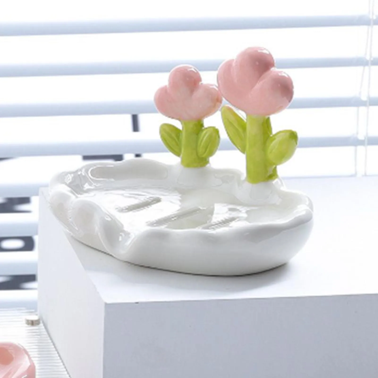 Creative Cute Flower PP Soap Box Household Soap Drain Washing Holder For Bathroom Home