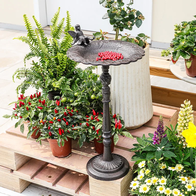 Bodenstehender Engelsvogel-Futterspender aus Gusseisen im europäischen Stil, Innenhof und Eisenkunstdekoration für den Außenbereich, Außendekoration