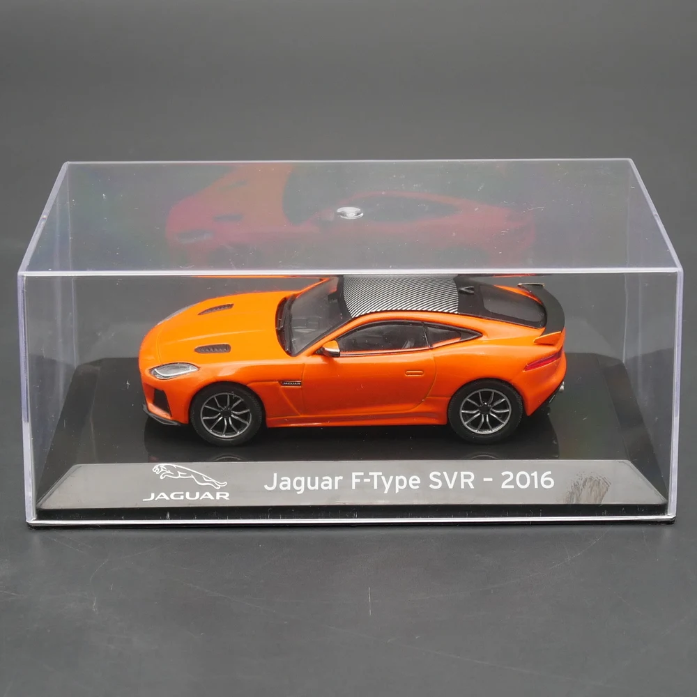Diecast Ixo 1:43 Scale Jaguar F-Type SVR 2016 Jaguar Two-door Supercar Alloy Car Model Collectible Toy Gift Souvenir Display