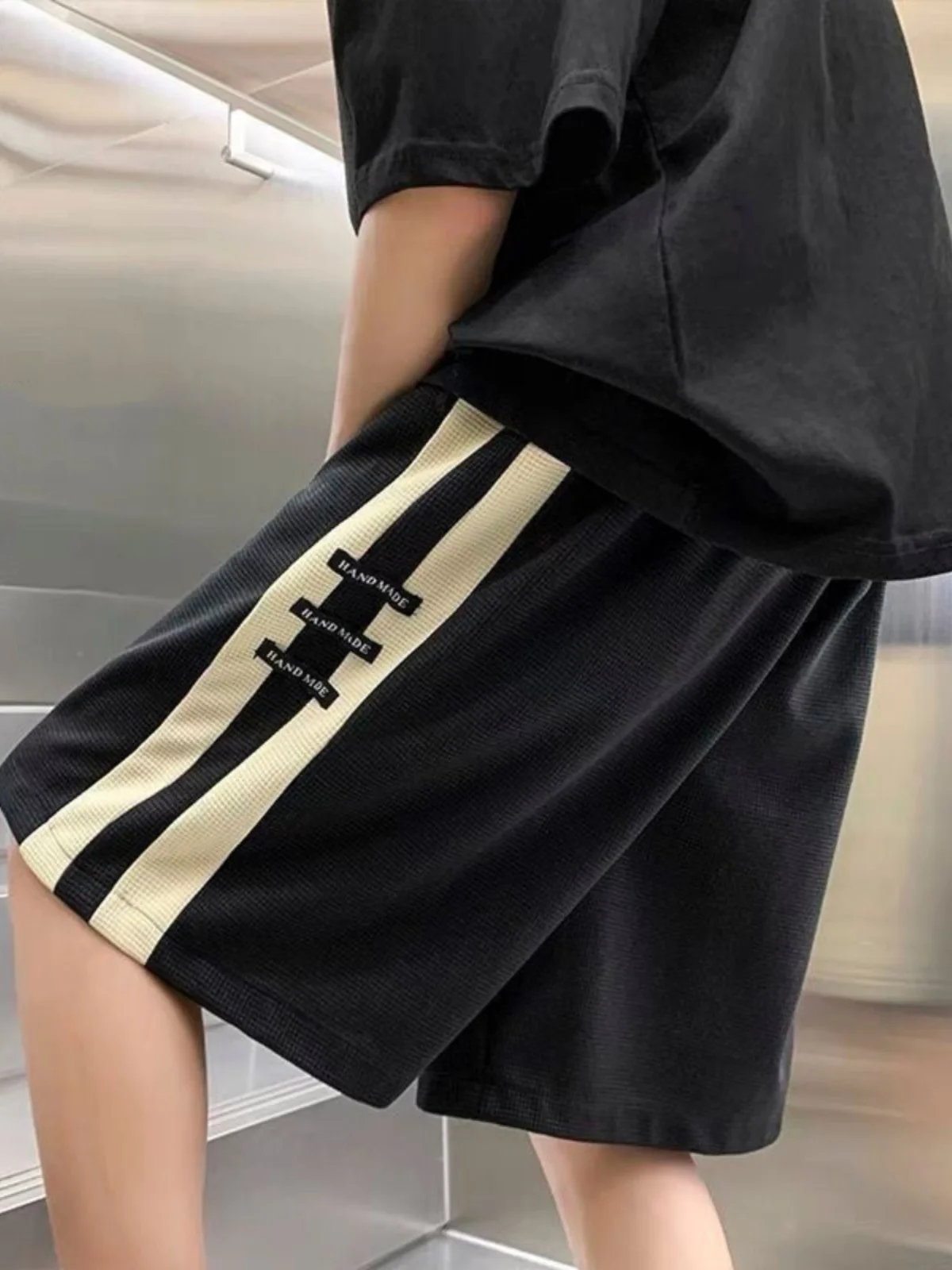 

Летние тонкие вафельные шорты для мужчин: повседневные, длиной до колена, дышащие, комфортные, из полиэфирного волокна, для молодежи, энергичные и стильные.