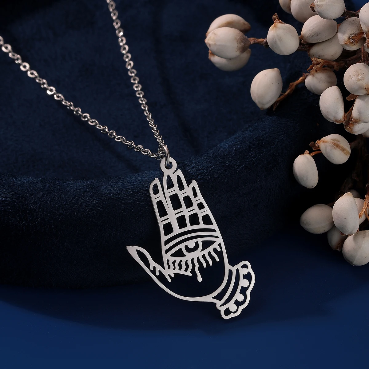 Kinitial Edelstahl Hohle Böser-Blick-Hand Hamsa Halskette für Damen, türkischer Halloween-Schmuck, antike Damenhalskette