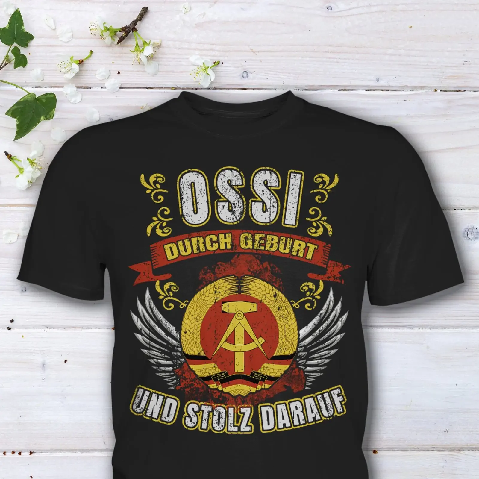 T-shirt vintage délavé DDR Nostalgie Ossi durch Geburt, cadeau amusant, Allemagne de l'Est, vêtements de créateur décontractés et confortables