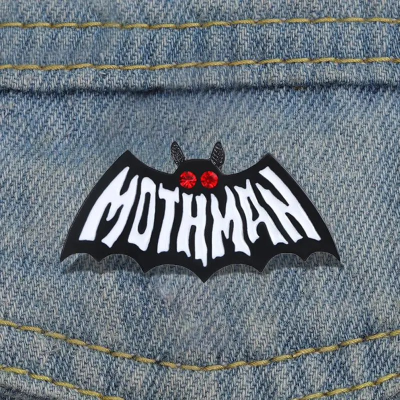 Punk Animal Bat Pins Classic Mothman Enamel Badges Heroism Series Movie Brooches Halloween Dark Night Jewelry Backpack Lapel Pin