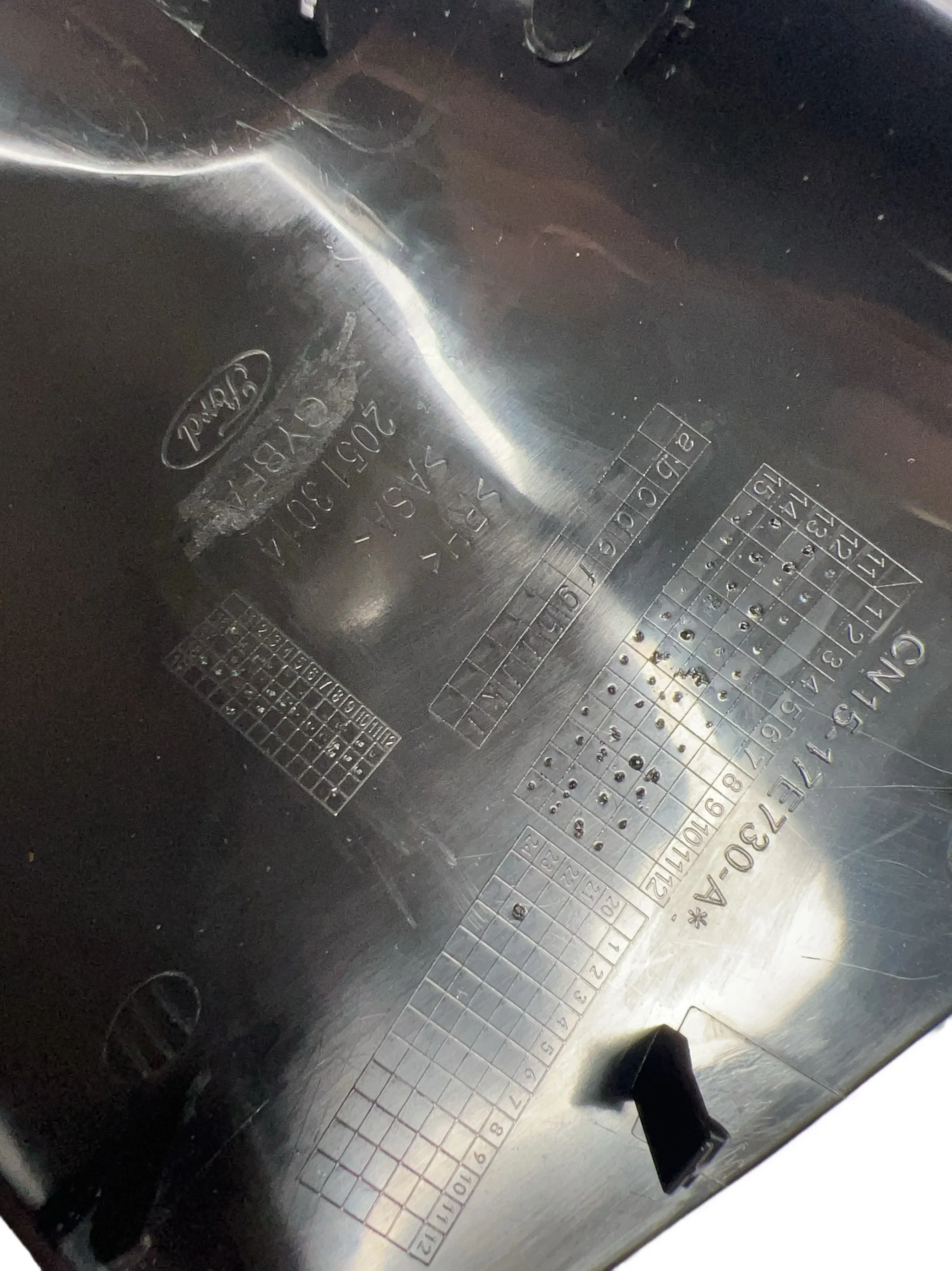 포드 13-19 Ecosport 리버스 미러 하단 하우징 커버 플레이트 용 리버스 미러 보호 커버의 하단 커버 플레이트 1pcs