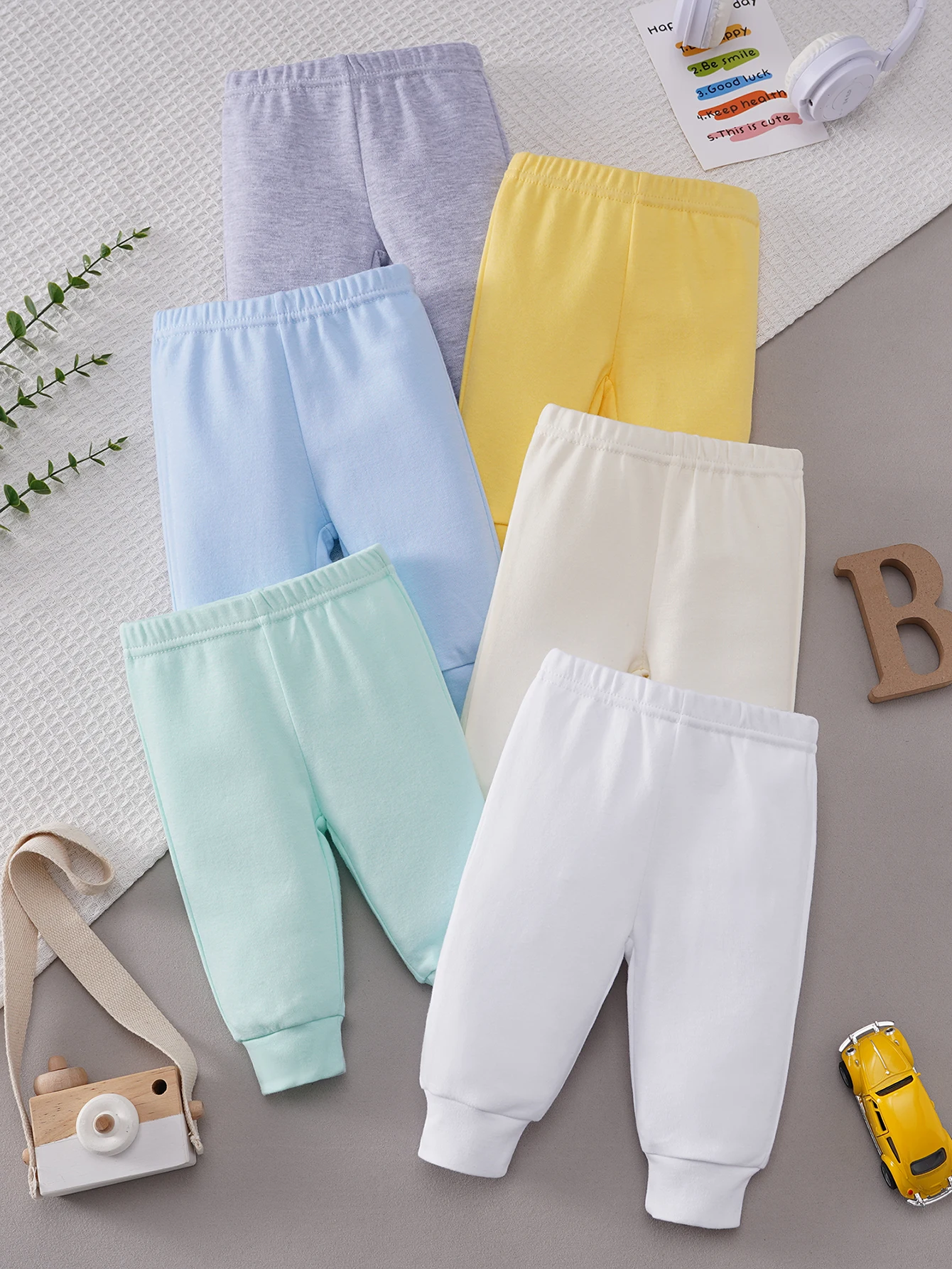 6-Piece Set of Newborn Baby Pants, Solid Color Baby Pants, Available in Multiple Colors, Soft and Breathable, Suitable for Spring and Autumn, Suitable for Both Male and Female Babies Aged 0-12 Months, Can Be Worn Outdoors.
