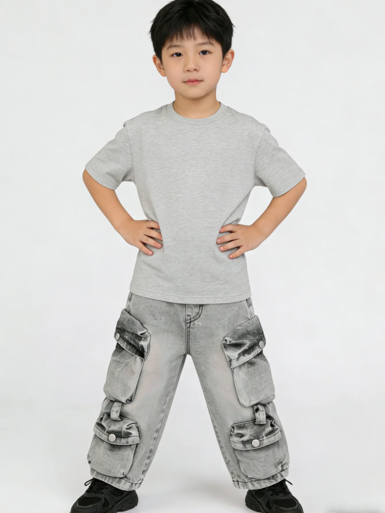 Boys Vintage Grey Wash Cargo Jeans Kids Multi Pocket Loose Fit Denim Pants Children Elastic Waist Streetwear Trousers 2026 New
