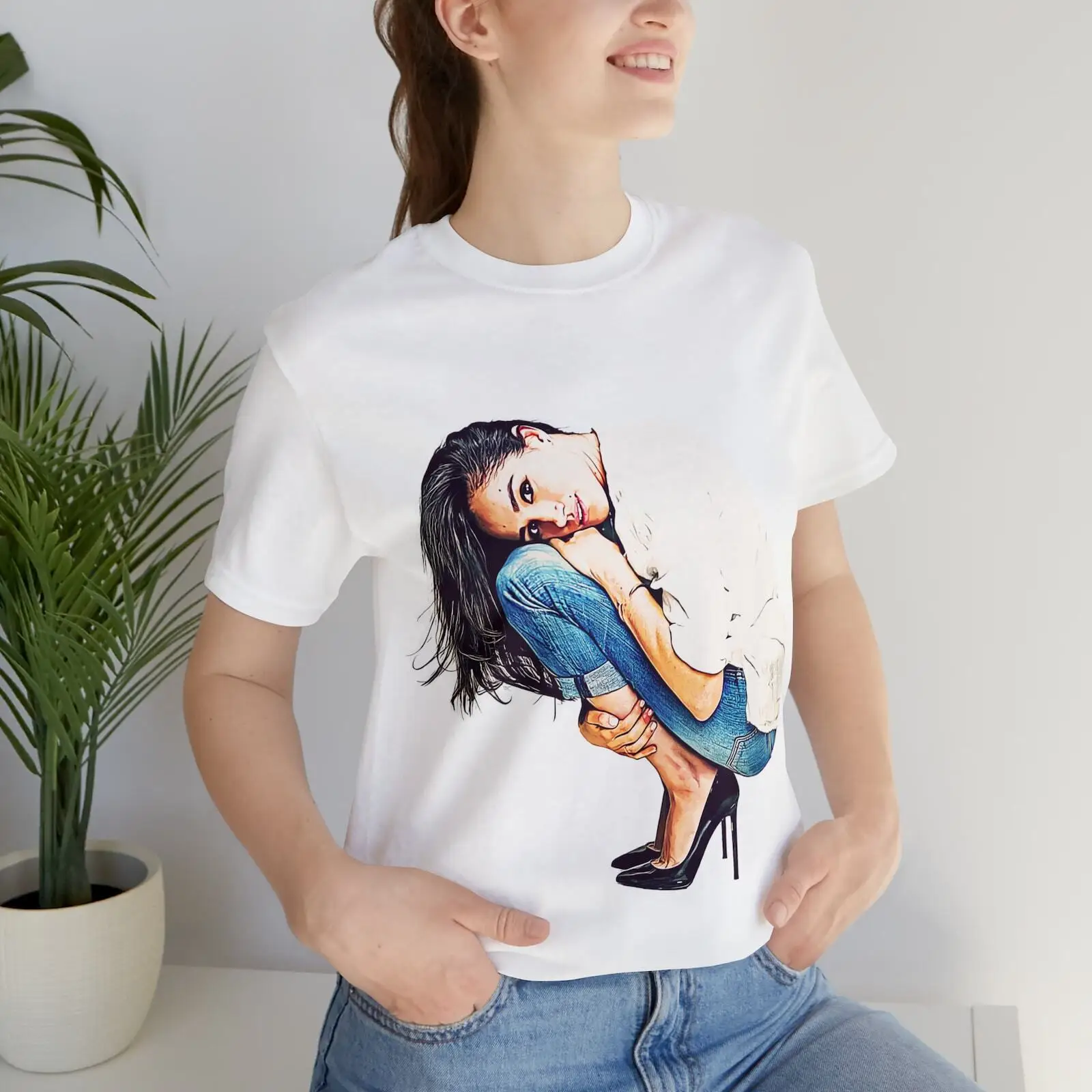 

Minimalist Meghan Markle Unisex T-Shirt, The Duchess of Sussex Meghan Mar