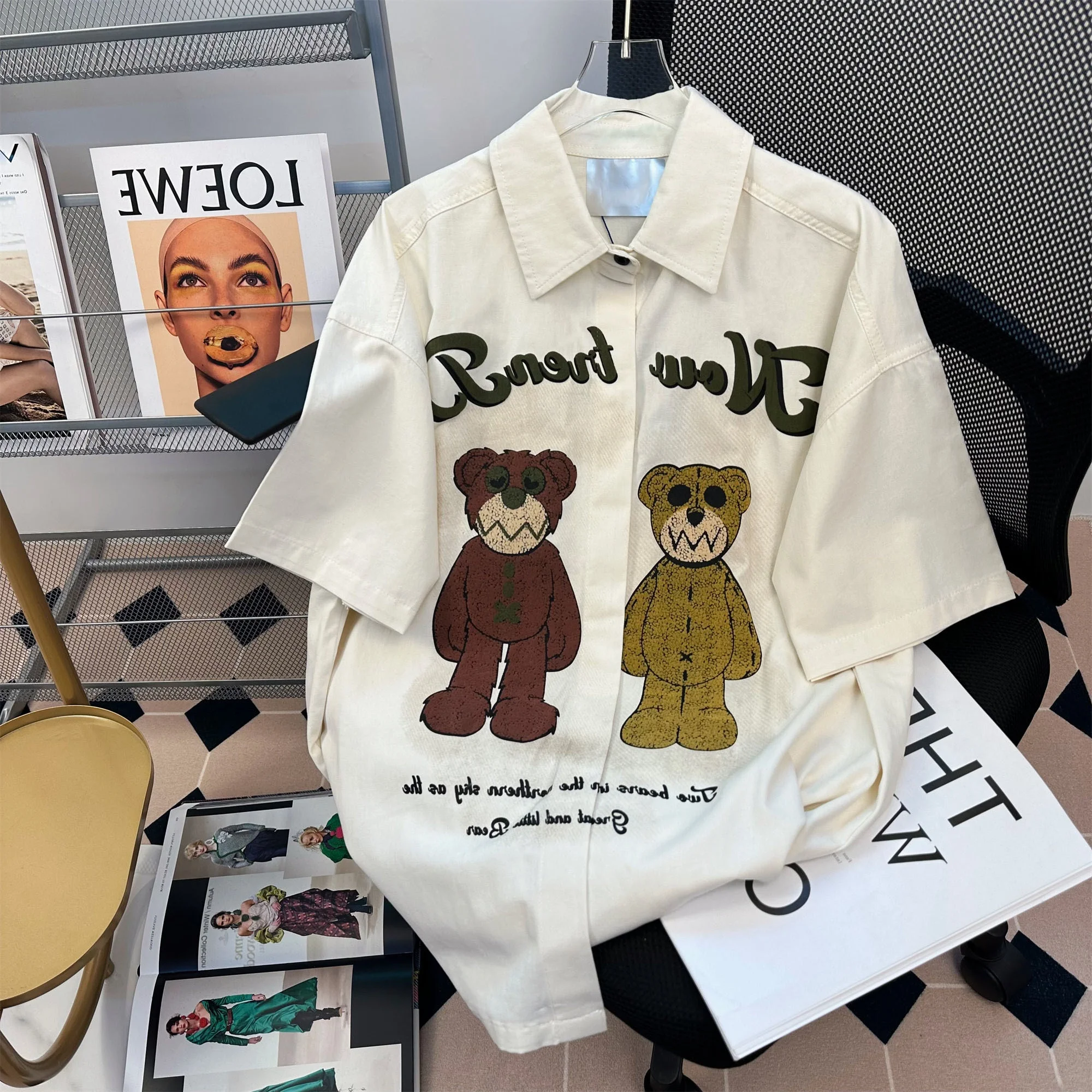 

Футболка с принтом американского медведя в винтажном японском стиле, повседневная, с воротником, свободного кроя, летняя, молодежная