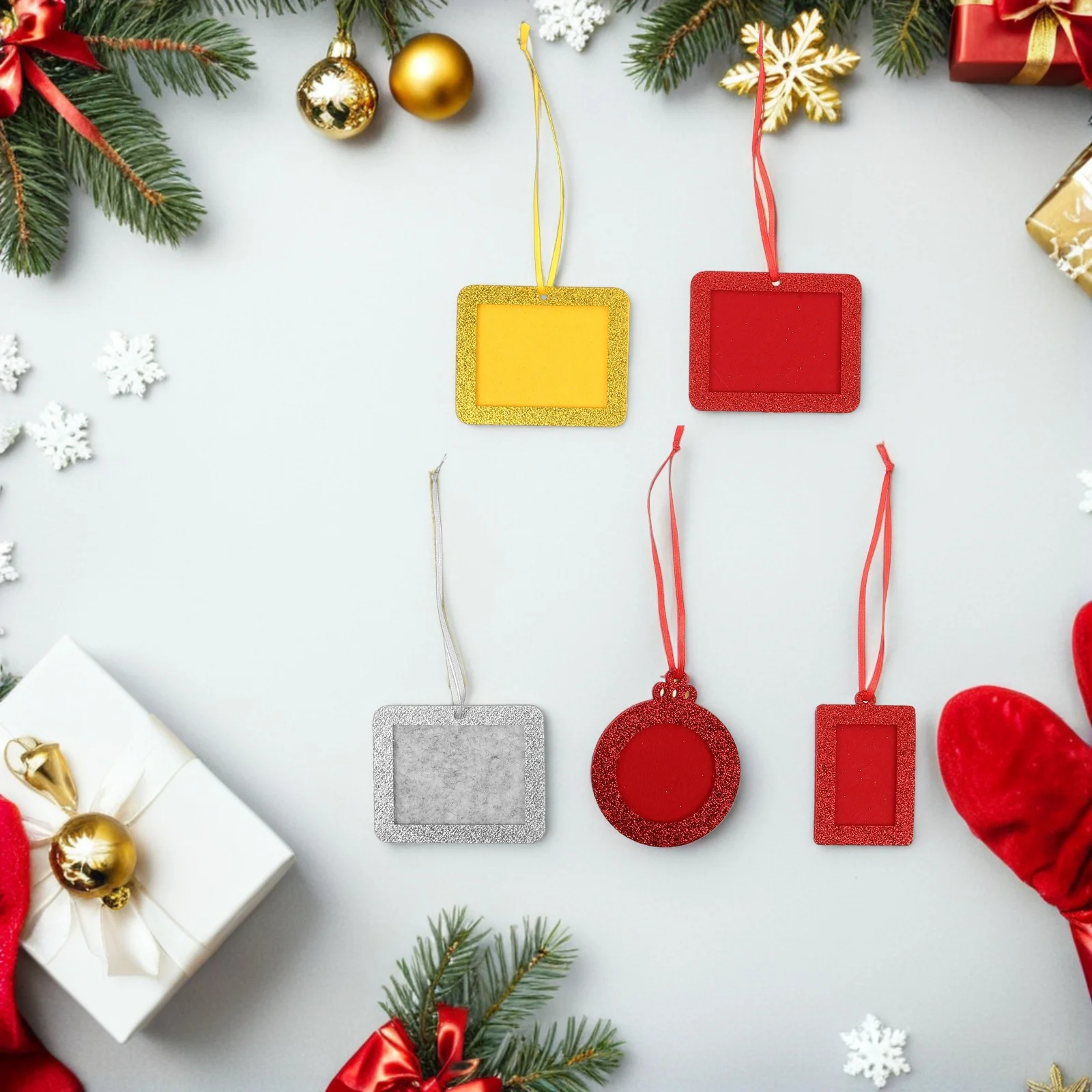 

36Pcs Felt Christmas Photo Frame Ornament Mini Hanging Display DIY Craft Holiday Picture Holder Seasonal Tree Decor