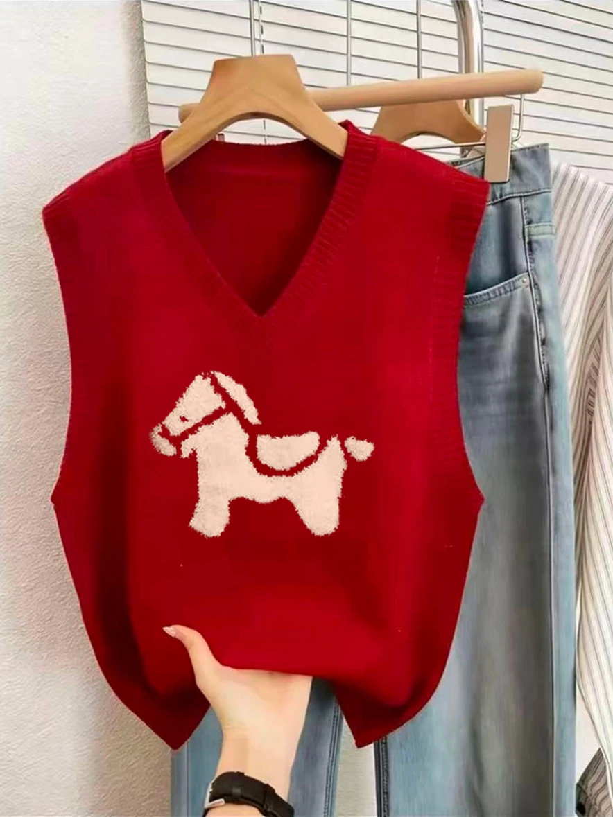 Red Loose Sweater Vest Women's Fashionable Autumn Winter Top Brand Buckle Sheep Year Chinese Zodiac Warm Fleece Lined Inner Wear