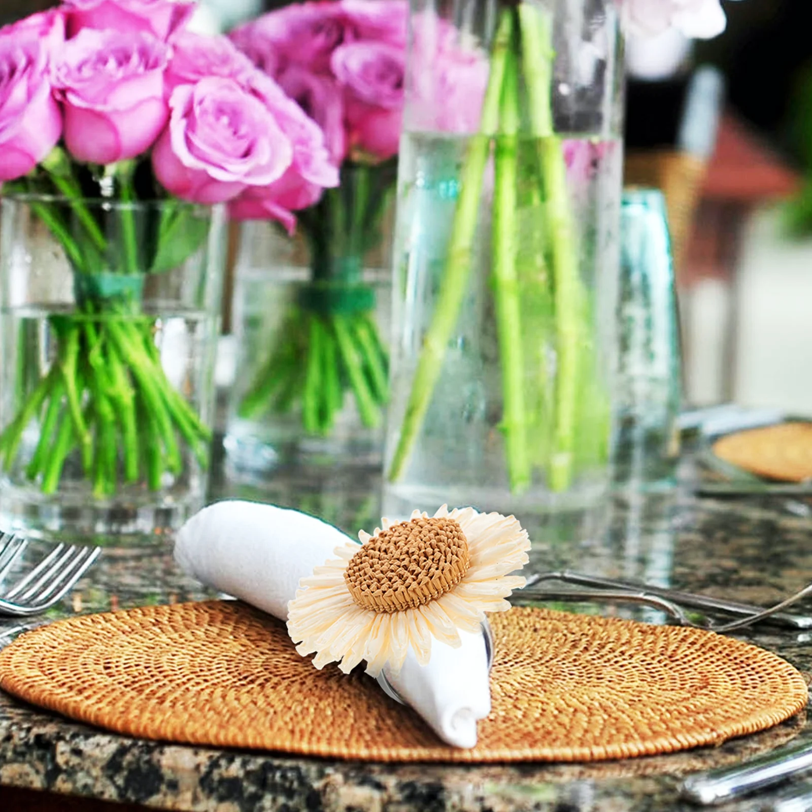 

4 Pcs Rings Plastic Sunflower Buckle Dinner Table Decor Decorative Tableware Wedding Dinner Party Holidays Elegant