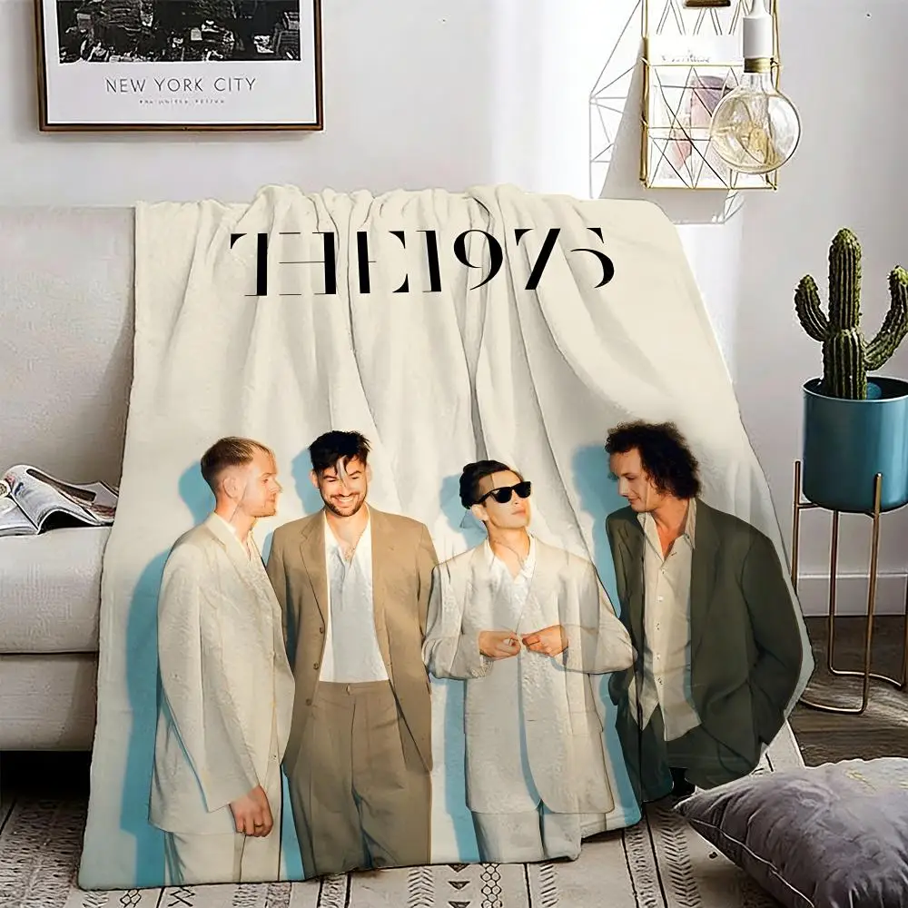

The1975 Throw Lightweight 240g Flannel Blanket Soft Skin-friendly for Summer Cooling